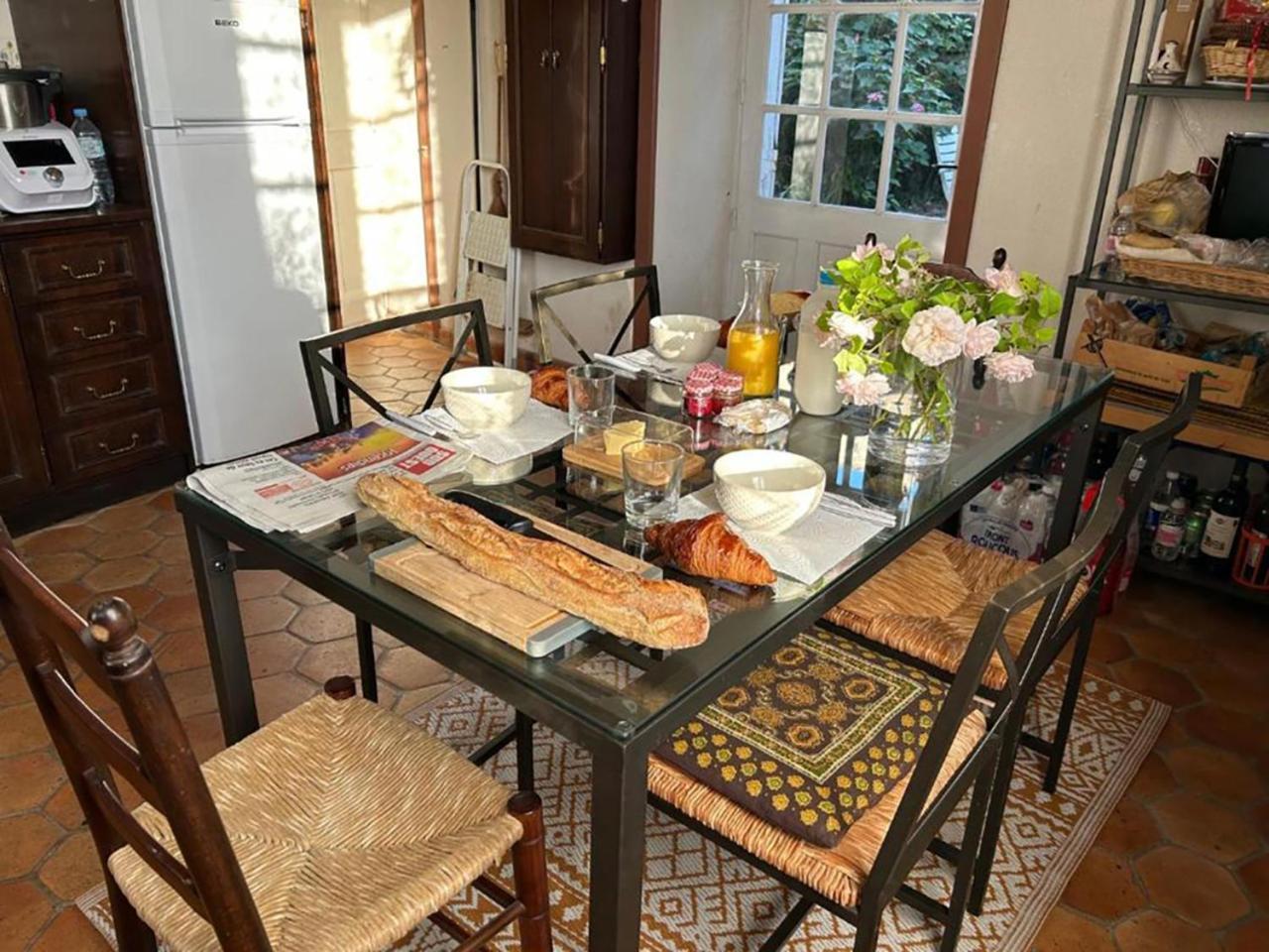 Chambres Et Table D'Hotes Maison Garesche Nieulle-sur-Seudre Exterior foto